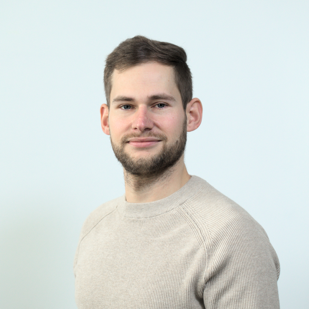 Dr. Nils Gumpfer